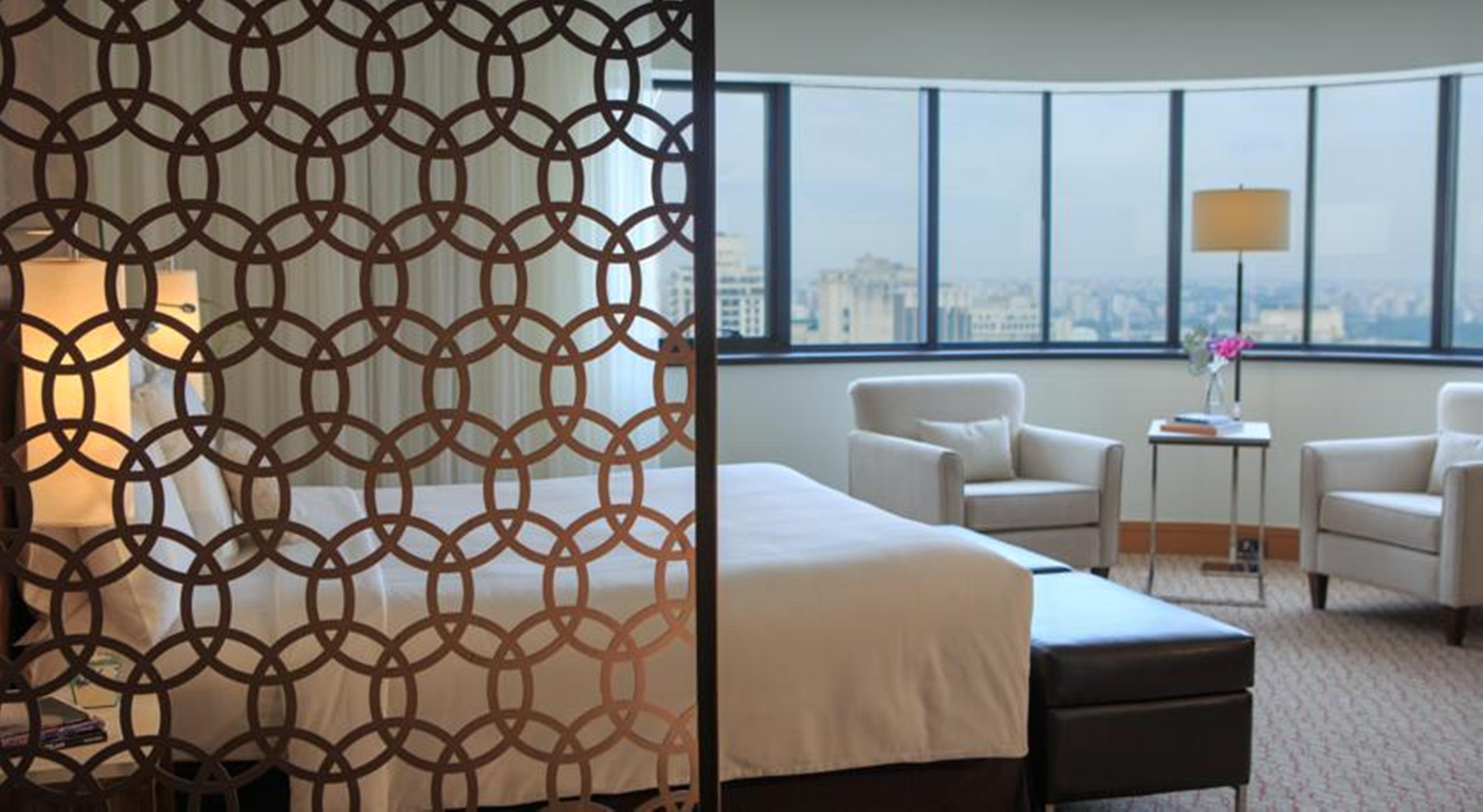 Renaissance Sao Paulo Hotel Bagian luar foto A room at the hotel